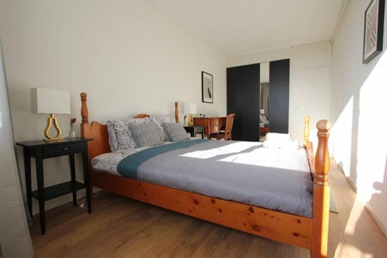 100 m² with three bedrooms and sunny balcony - Image 10