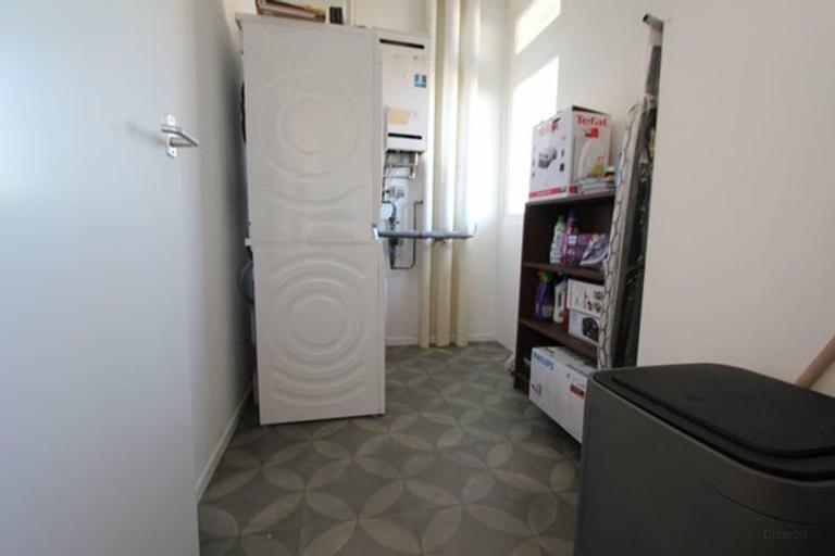 100 m² with three bedrooms and sunny balcony - Image 19