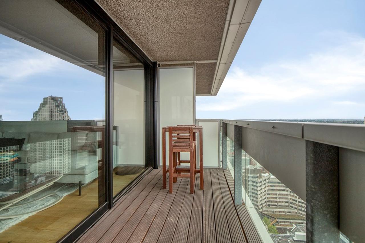 Live on the 29th Floor in The Hague - Image 26