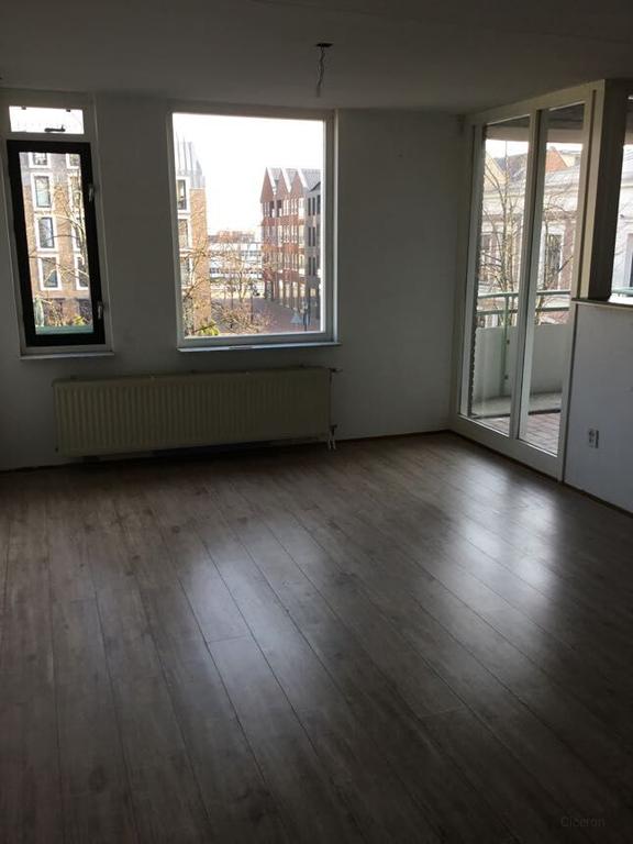 Balkon en twee kamers in hartje Alkmaar - Afbeelding 6