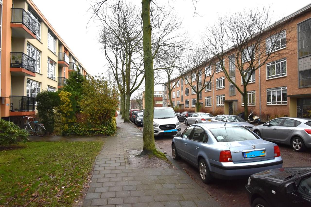 One-bedroom apartment with garden in Morgenstond - Image 25