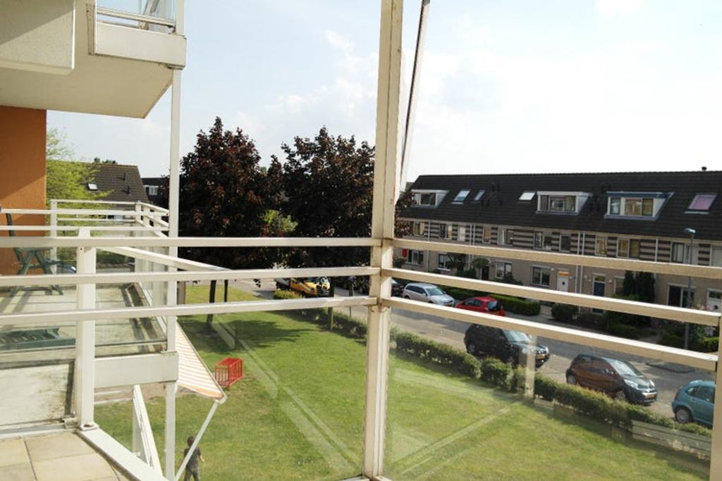 98 m² wonen met balkon en vrij uitzicht - Afbeelding 1