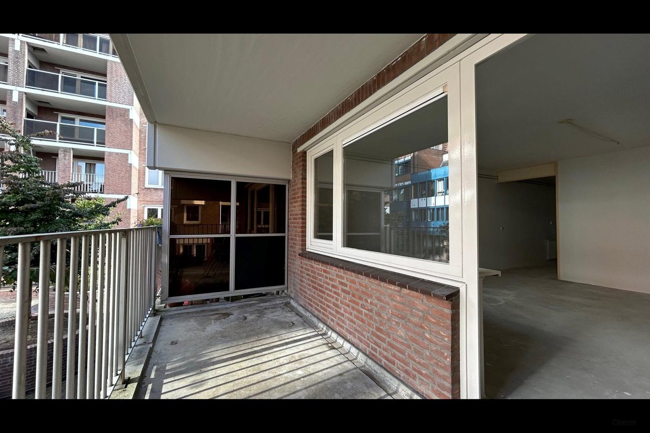 Balkon op het westen vlak bij het centrum - Afbeelding 20