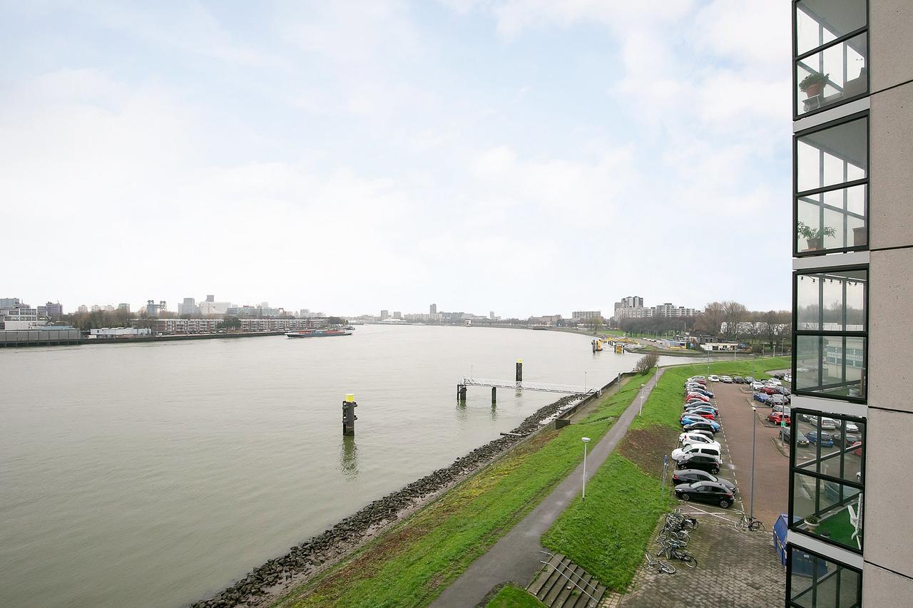 Uitzicht op de Maas vanaf de 10e verdieping - Afbeelding 11