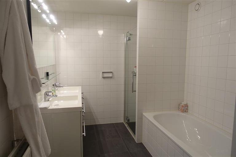 105 m² hoekappartement met eigen garage - Afbeelding 14