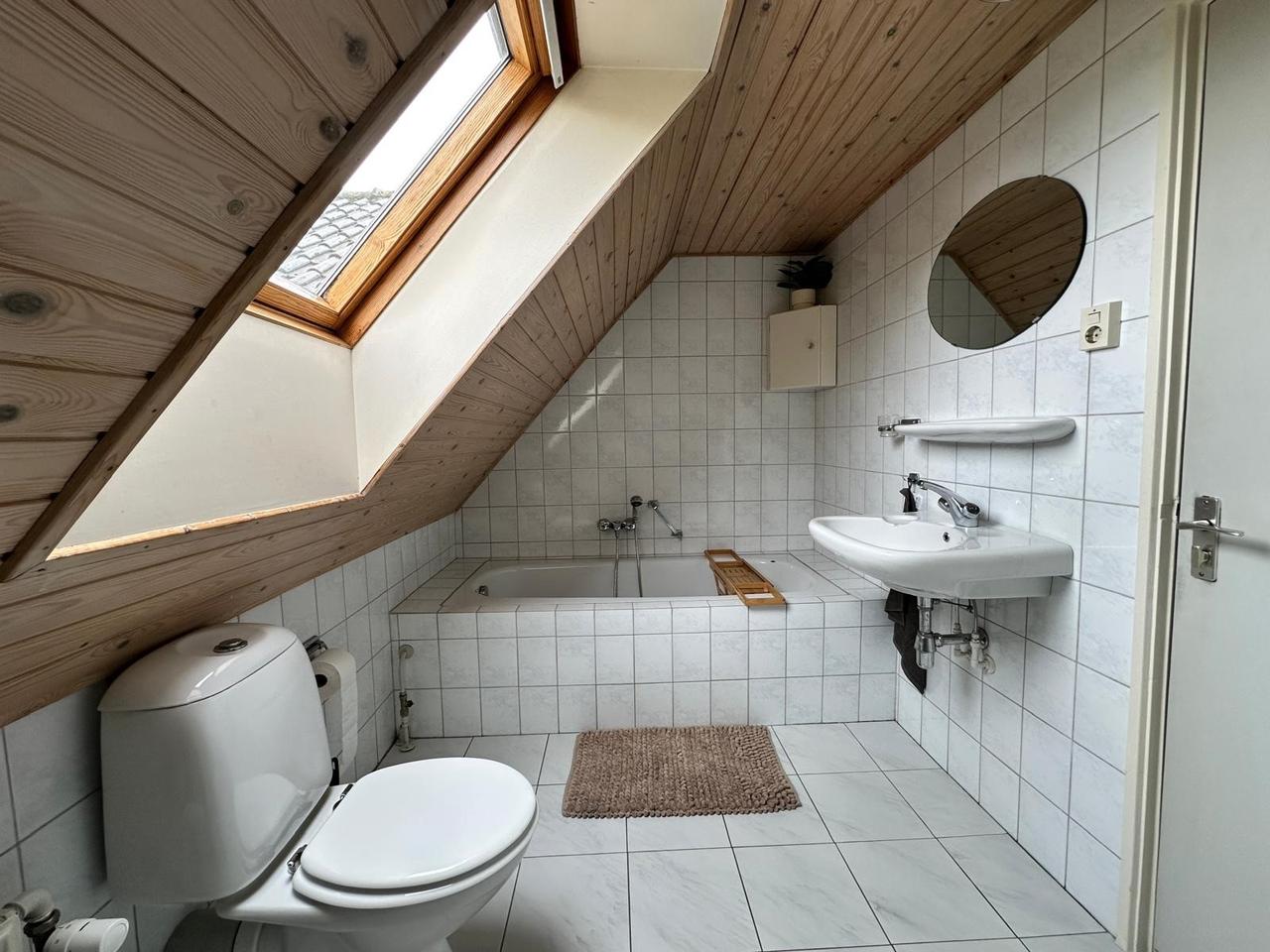 Detached living by the water in Zwaagdijk - Image 22