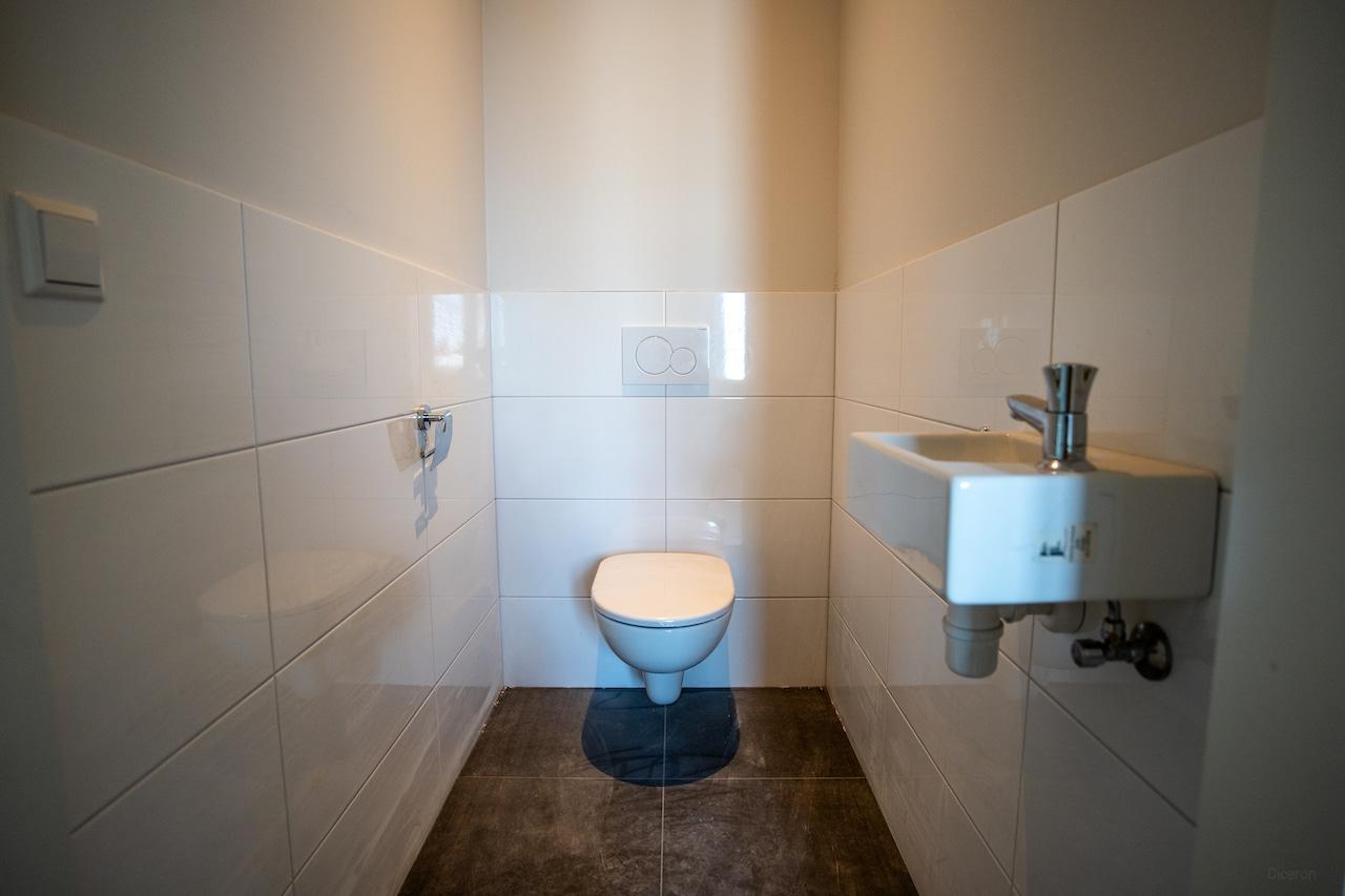 Rustig wonen in hartje Leiden met veel licht - Afbeelding 17