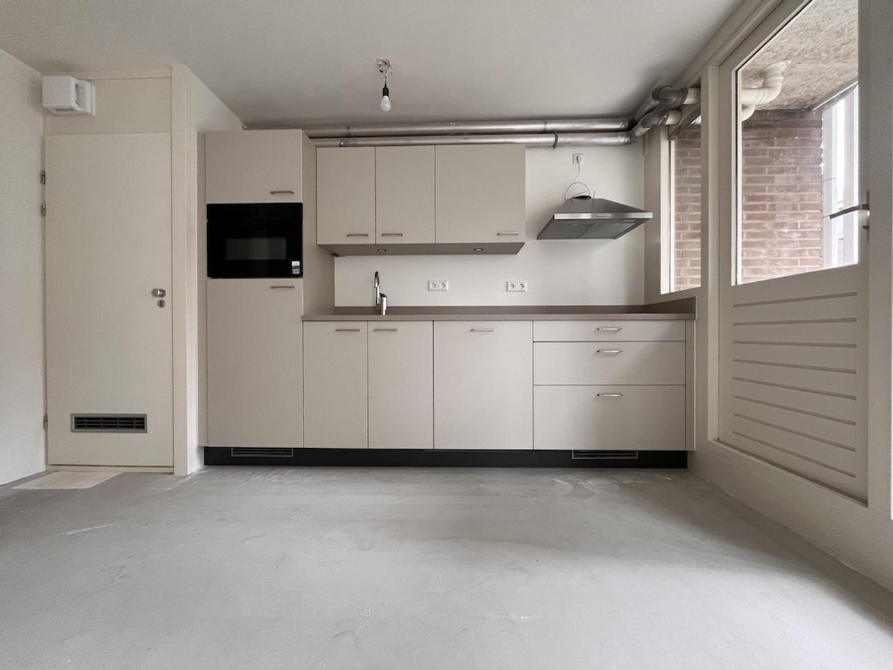 Outdoor Space and Storage in Loosduinen - Image 5