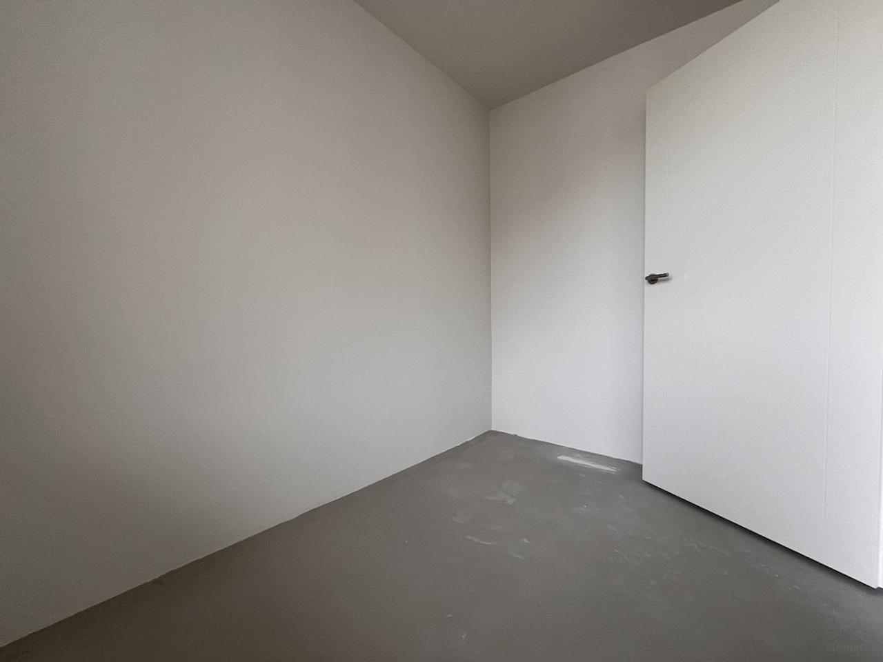 Outdoor Space and Storage in Loosduinen - Image 12
