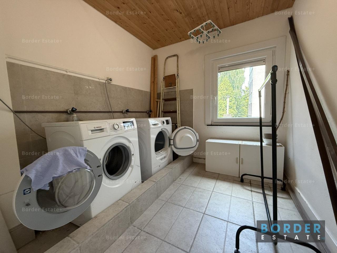 Bright 20 m² room with rooftop terrace - Image 10