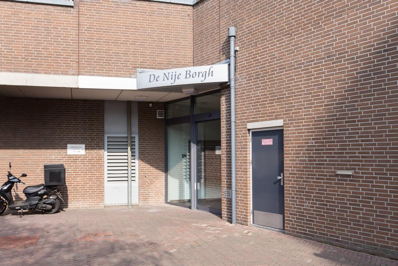 85 m² en 3 kamers aan Boulevard 1945 - Afbeelding 27