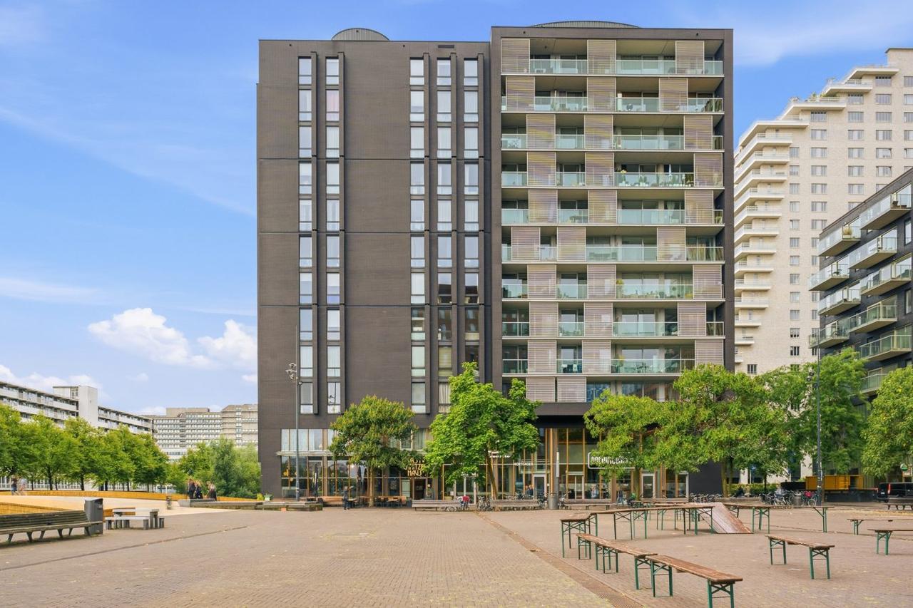 113 m², 3 Bedrooms on Amsterdam’s Zuidas - Image 2