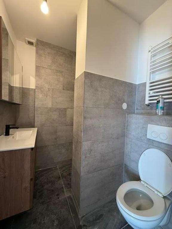 Two Bedrooms and Balcony near Vondelpark - Image 10