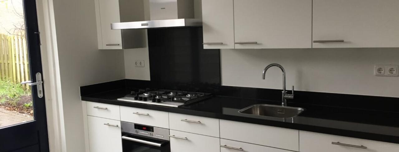 121 m² woonhuis met vier slaapkamers en label A - Afbeelding 4