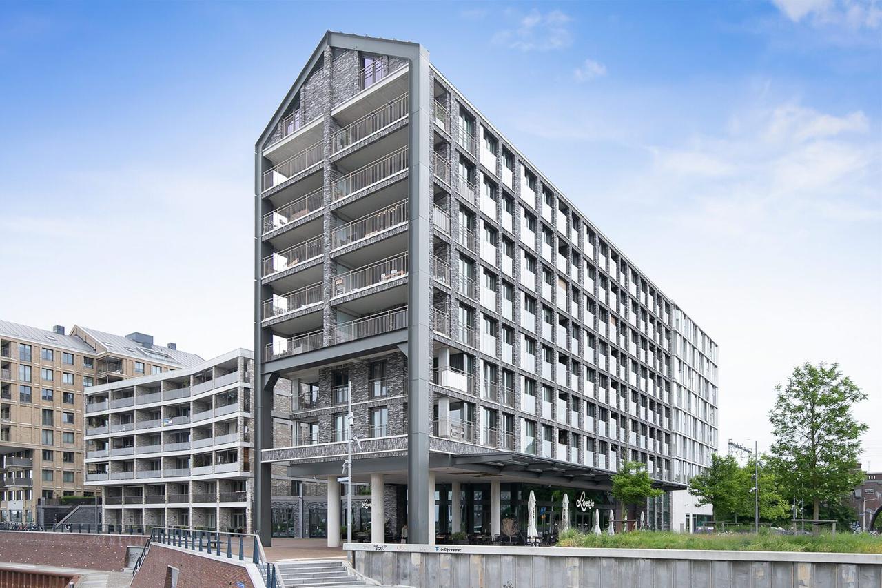 Ruim balkon met waterzicht in Nijmegen - Afbeelding 2