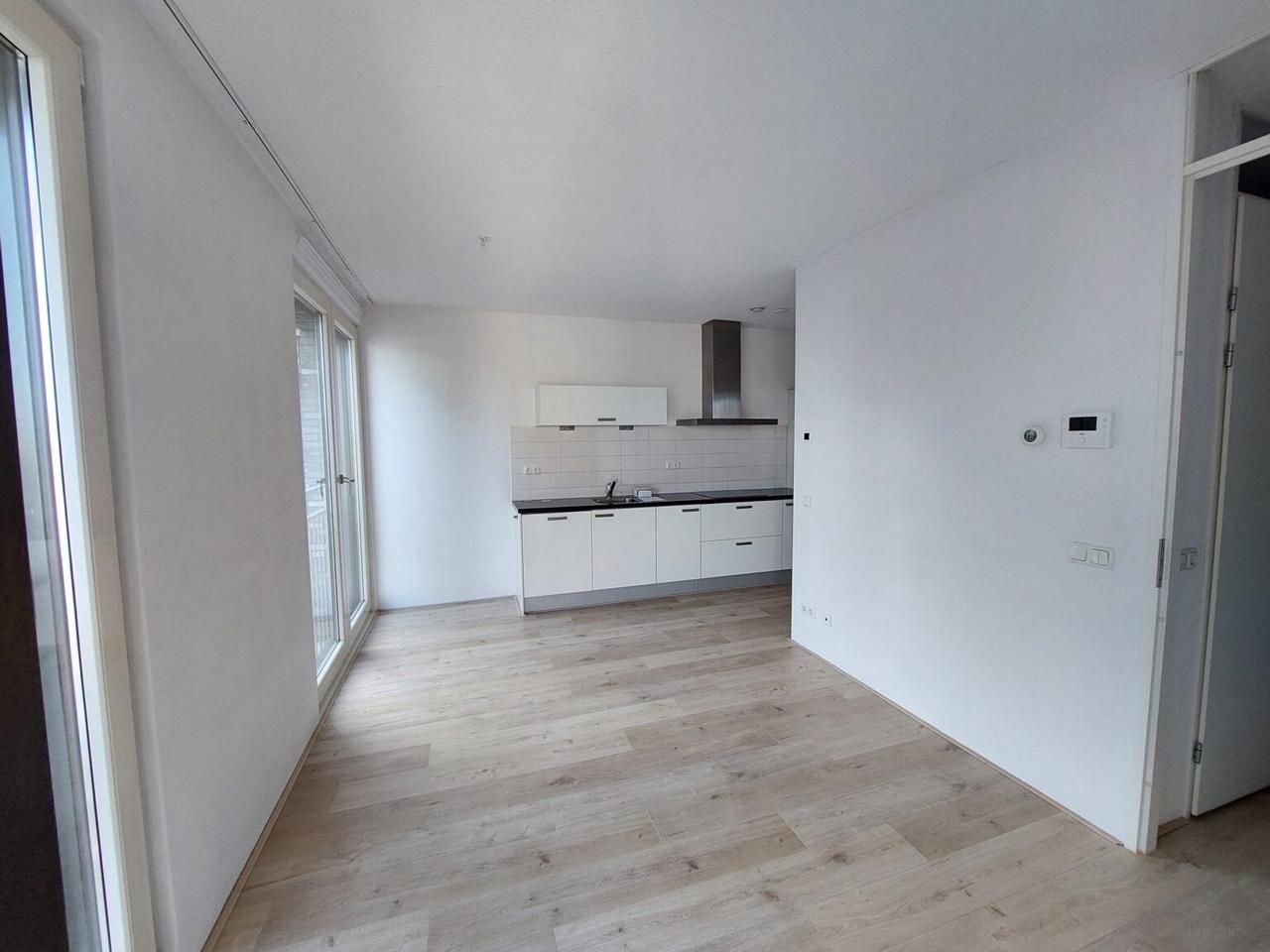 Ruim balkon met waterzicht in Nijmegen - Afbeelding 6