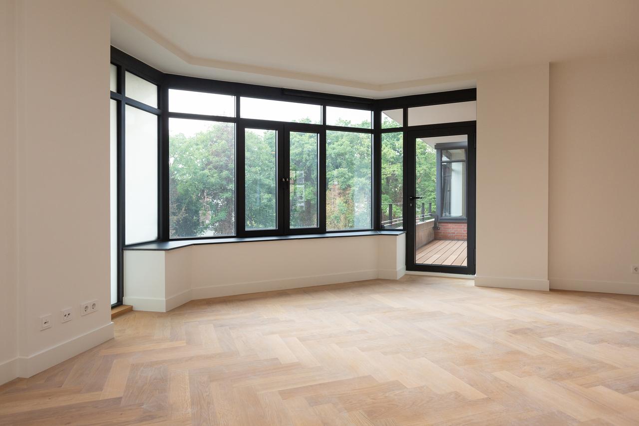162 m² Living Between Park and Beach - Image 9