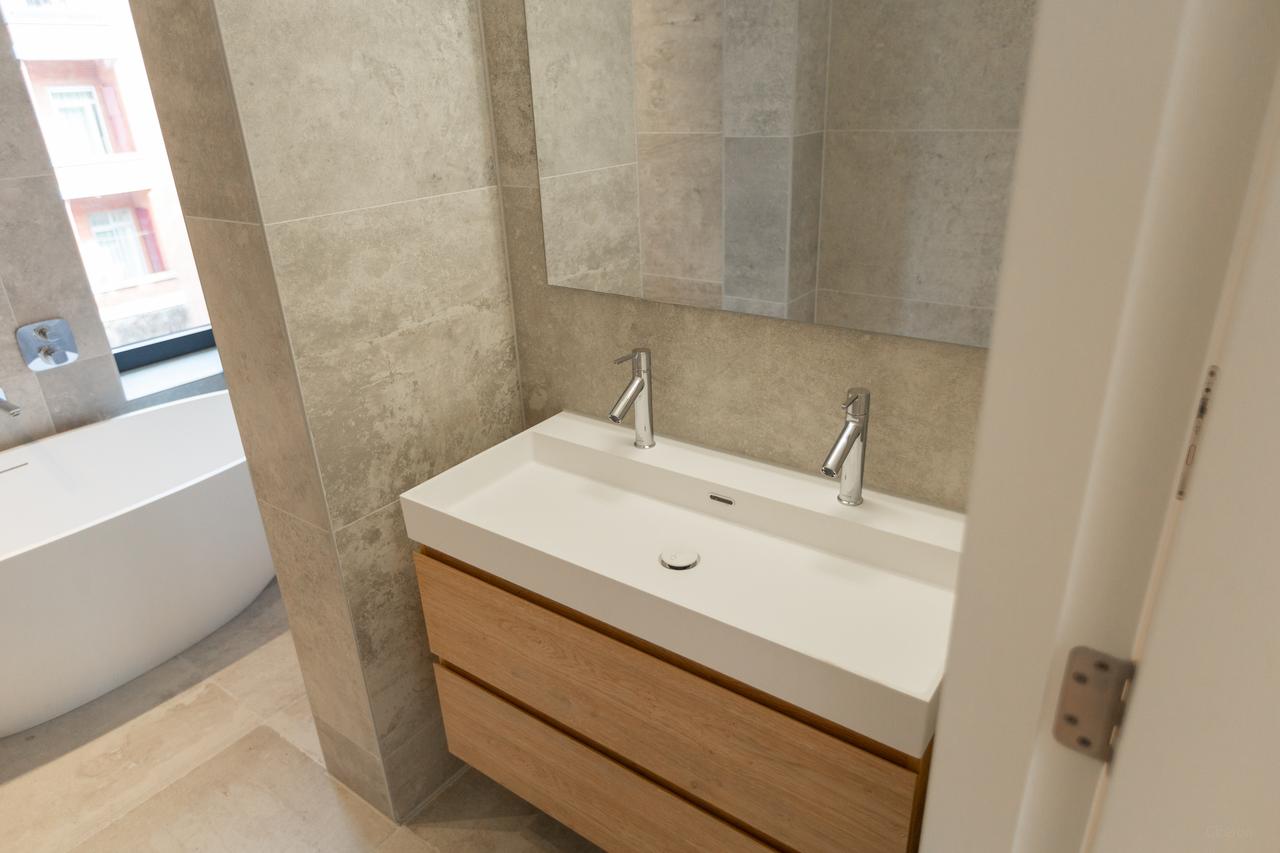 162 m² Living Between Park and Beach - Image 22