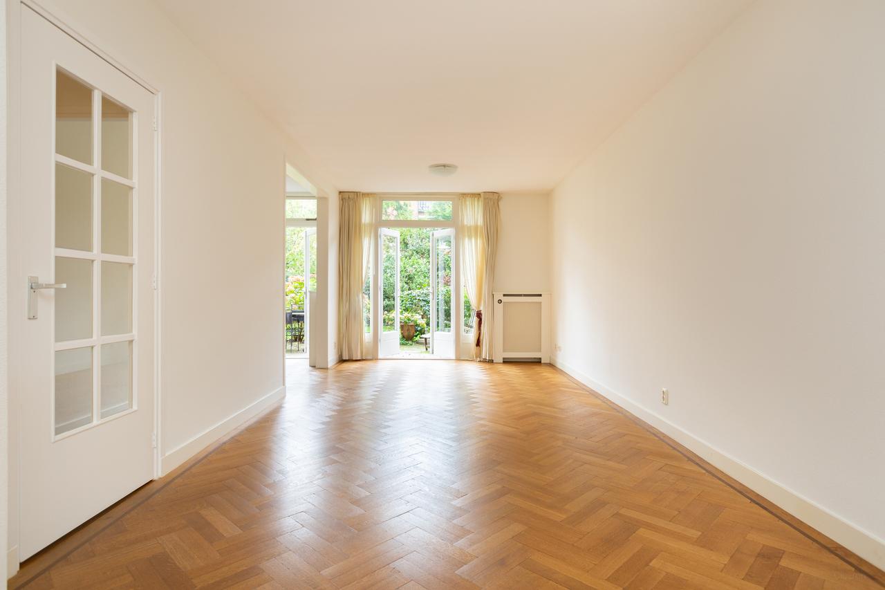 165 m² met drie slaapkamers en grote tuin - Afbeelding 2