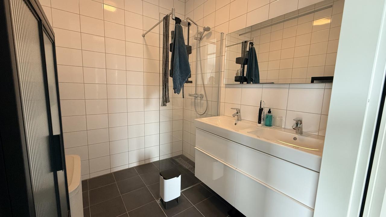 68 m² met balkon en twee slaapkamers - Afbeelding 5