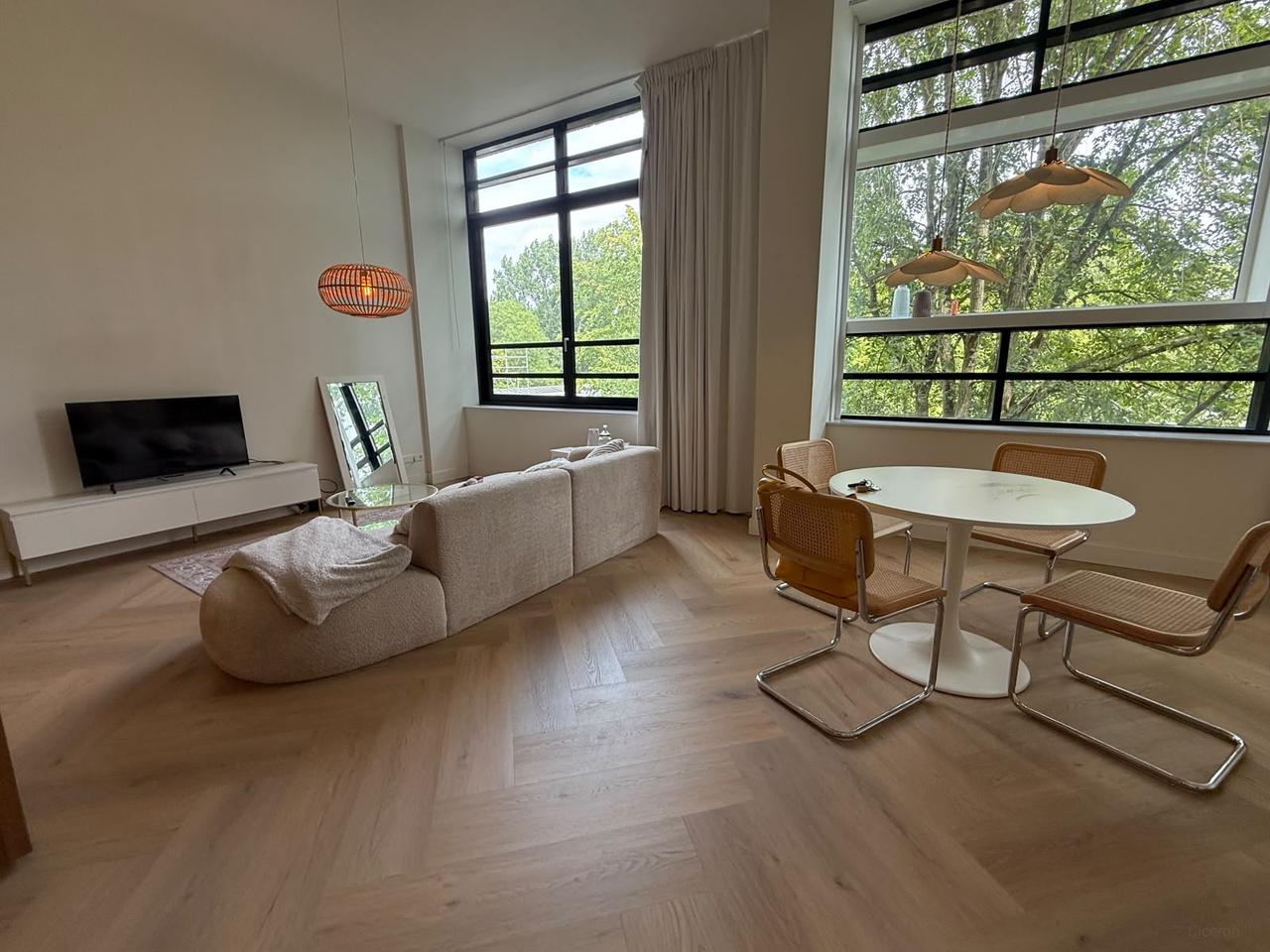 Lichte loft van 59 m² in Groningen-Zuid - Afbeelding 1