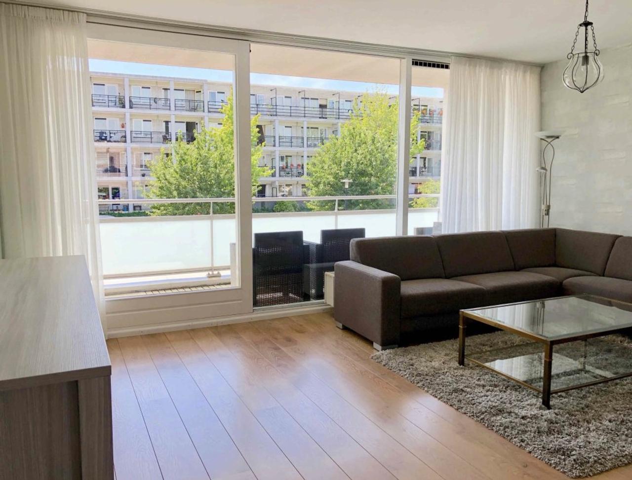 80 m² met zonnig balkon in Utrecht-Zuilen - Afbeelding 4