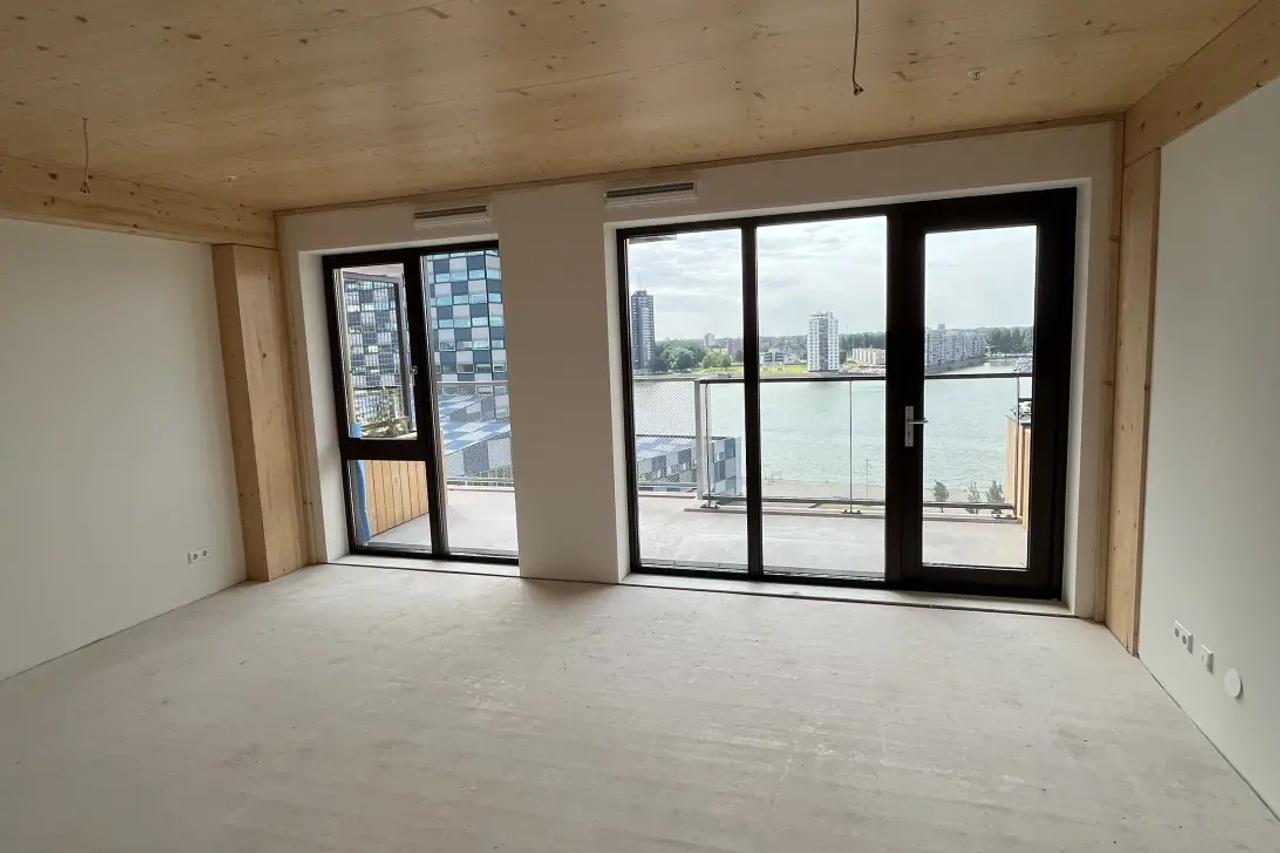 79 m² wonen met zuidbalkon aan de Maas - Afbeelding 2