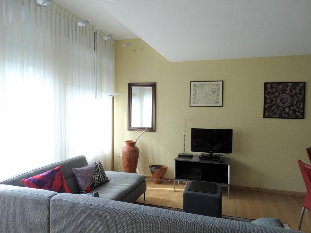 Gemeubileerd 3-kamerappartement in Uilenburg - Afbeelding 7