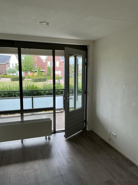 Energy-efficient 55+ apartment with balcony - Image 8