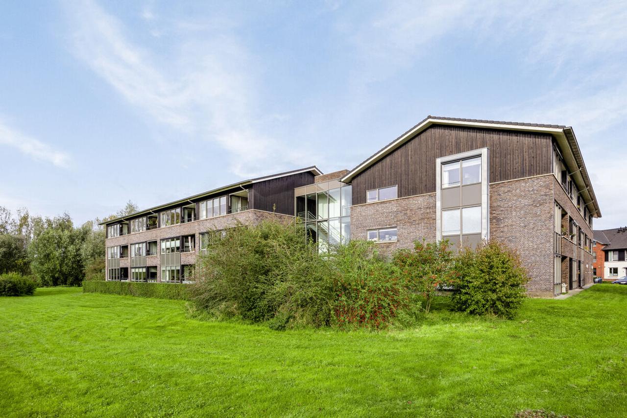 Energy-efficient 55+ apartment with balcony - Image 13