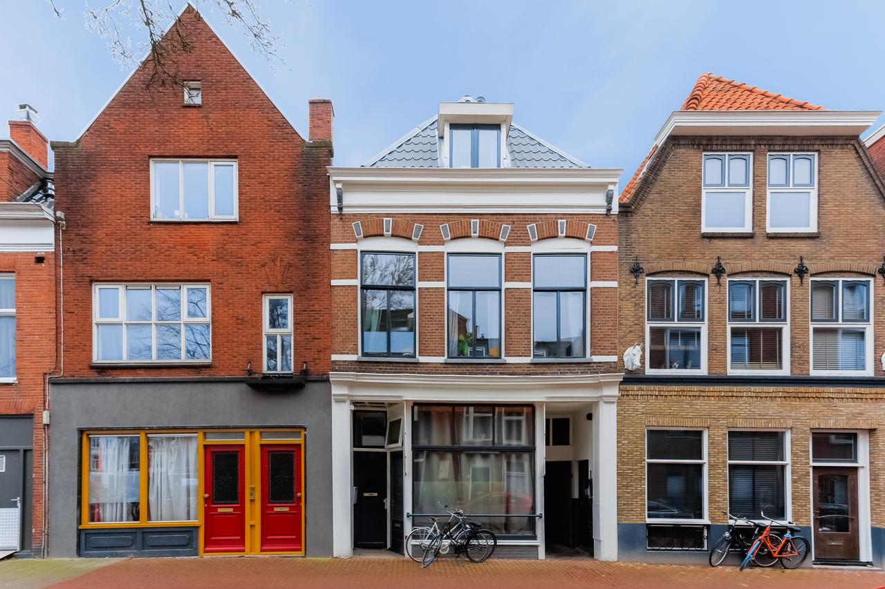 26 m² met eigen keuken en douche - Afbeelding 1