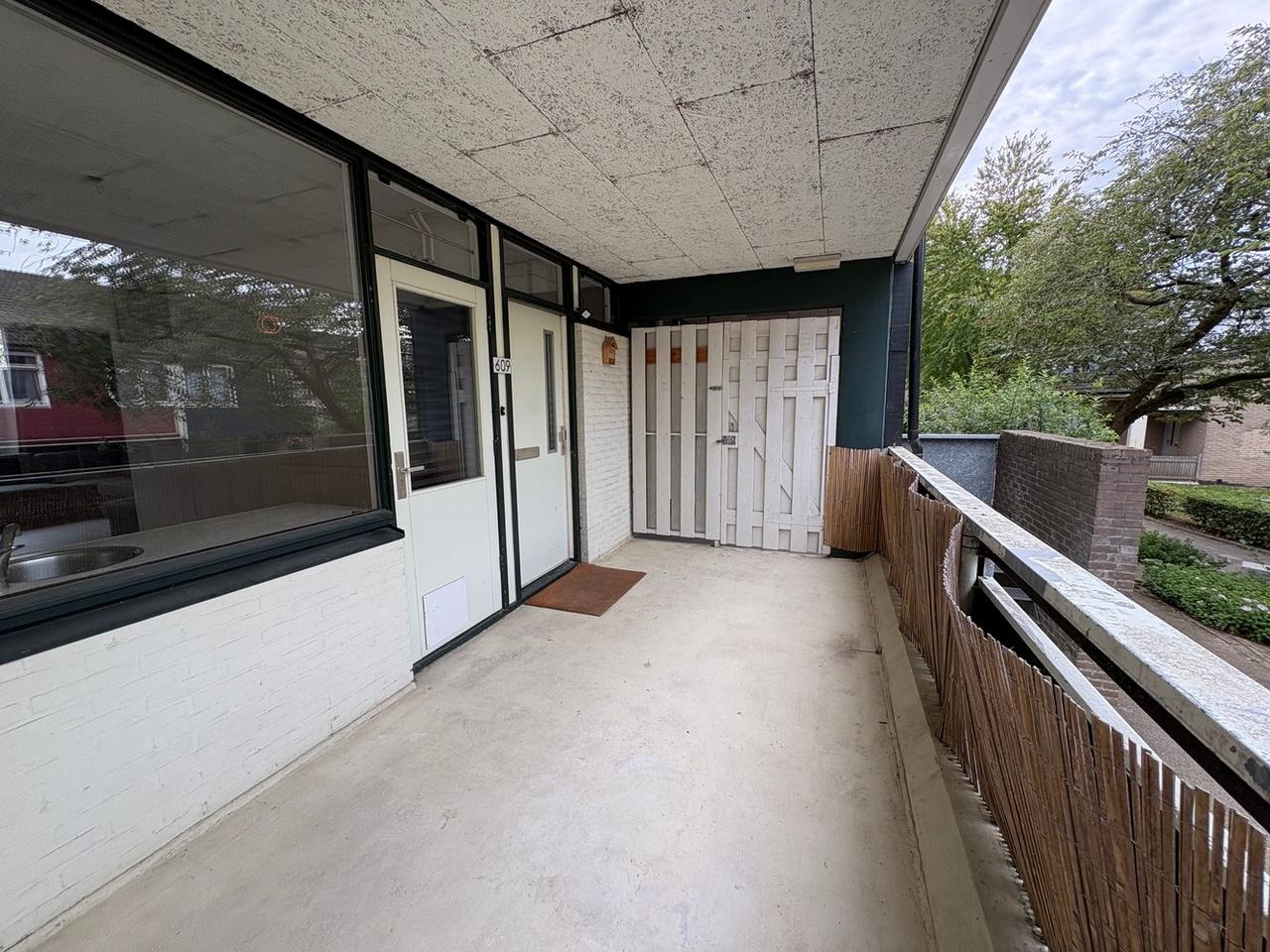 110 m² met drie slaapkamers en buitenruimte - Afbeelding 6