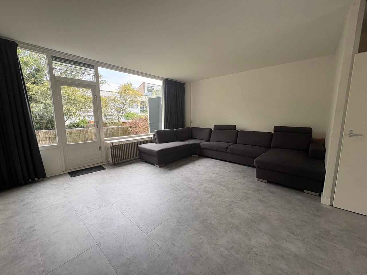 110 m² met drie slaapkamers en buitenruimte - Afbeelding 11