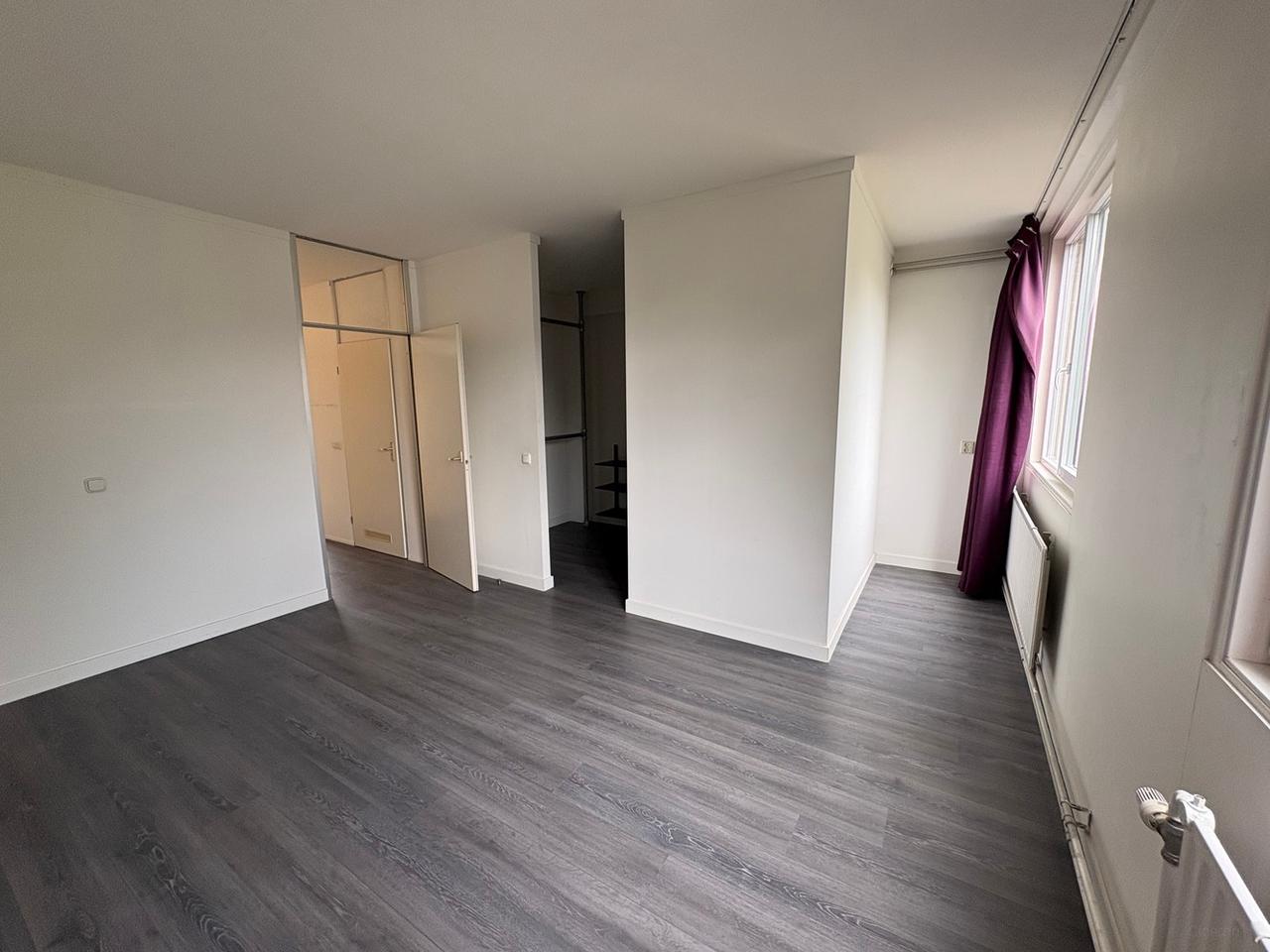 110 m² met drie slaapkamers en buitenruimte - Afbeelding 20