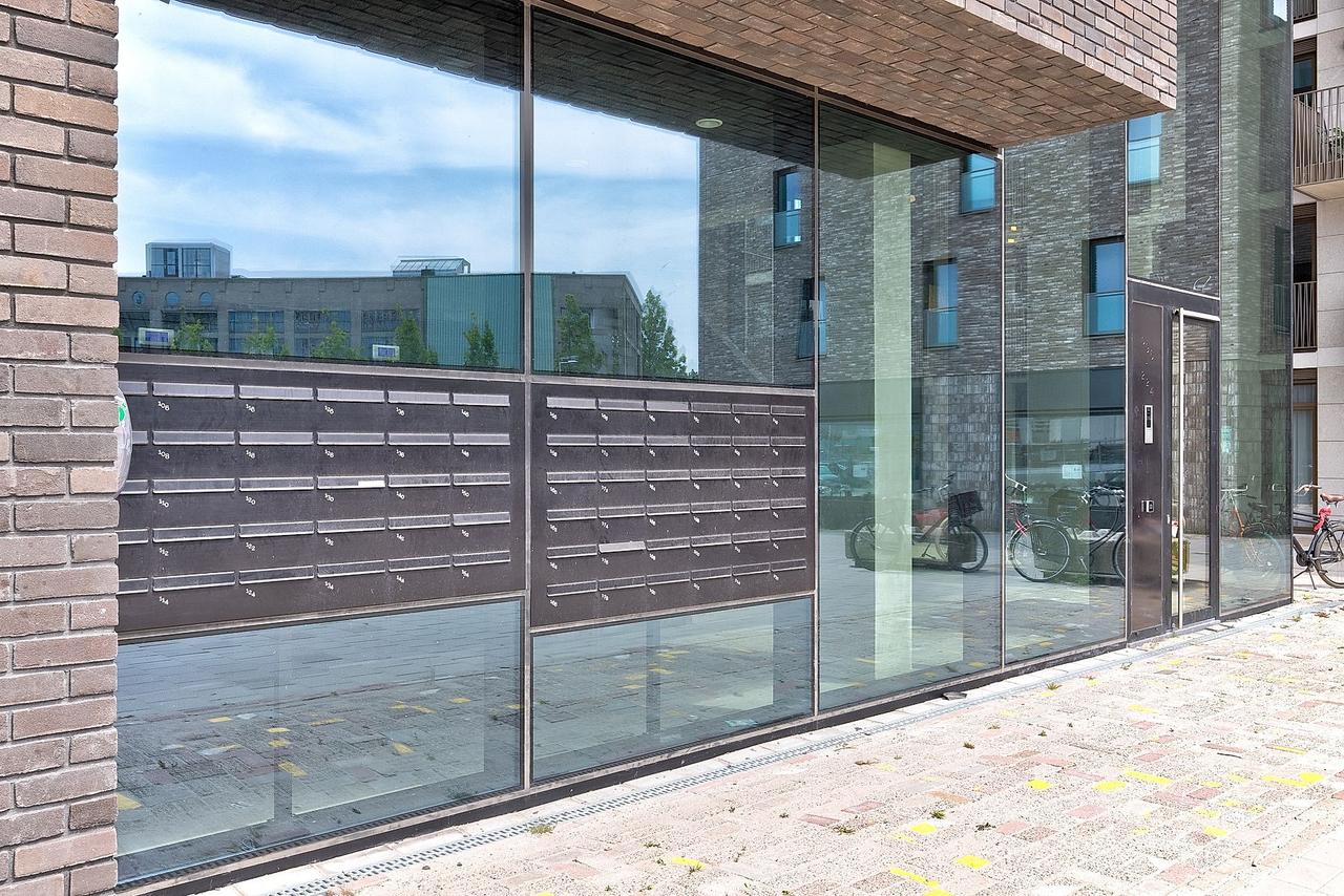 70 m² with southwest-facing balcony - Image 6