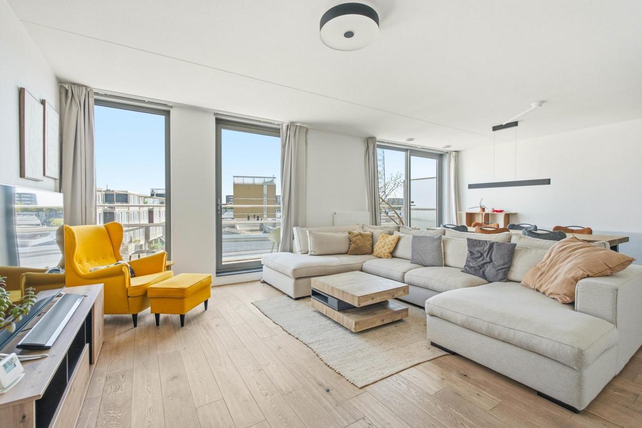 93 m² and two bedrooms in IJburg - Image 3