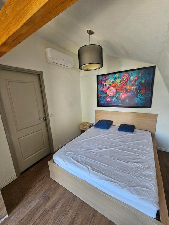 Detached home just 400 metres from the station - Image 16