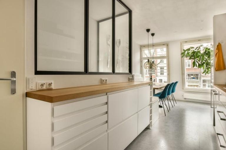 Rooftop terrace and balcony on Rozengracht - Image 10