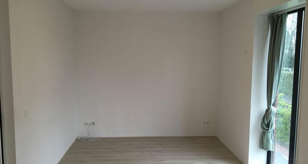 Lichte loft met balkon nabij Tilburg centrum - Afbeelding 3