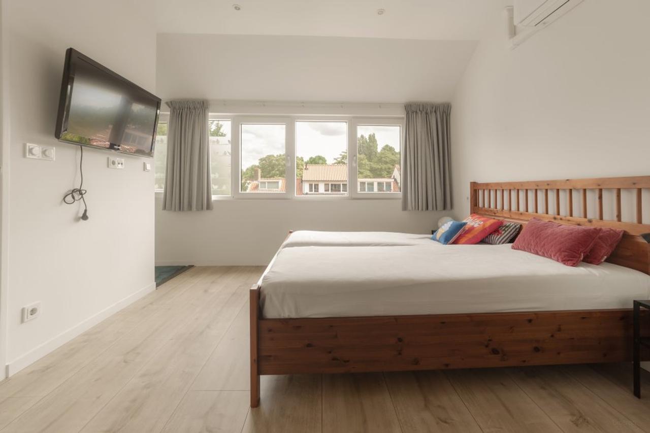 144 m² corner house with garden in Elsrijk - Image 12