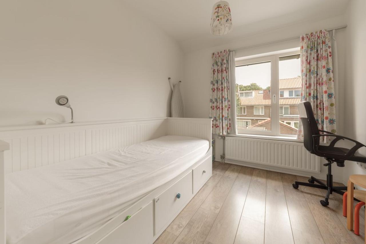 144 m² corner house with garden in Elsrijk - Image 17