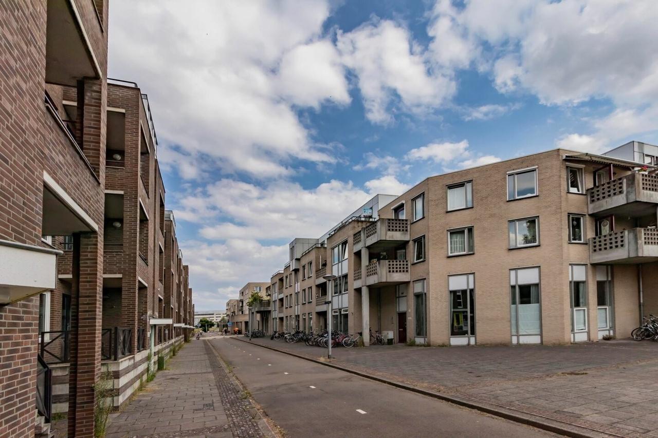86 m² met balkon vlak bij MUMC - Afbeelding 2