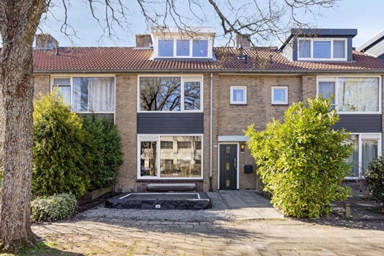 130 m² familiehuis met vier slaapkamers - Afbeelding 2