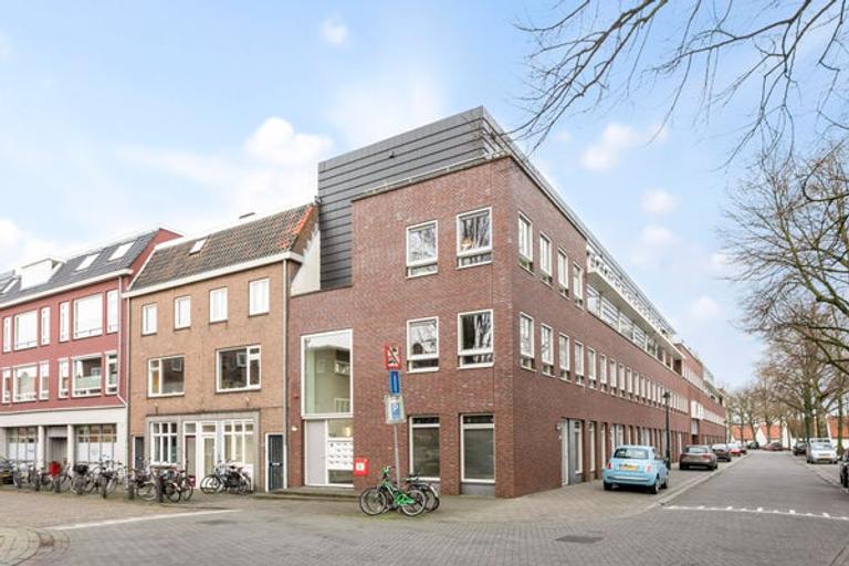 82 m² met balkon en eigen parkeerplaats - Afbeelding 21