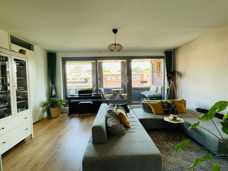 82 m² appartement met balkon en parkeren - Afbeelding 6
