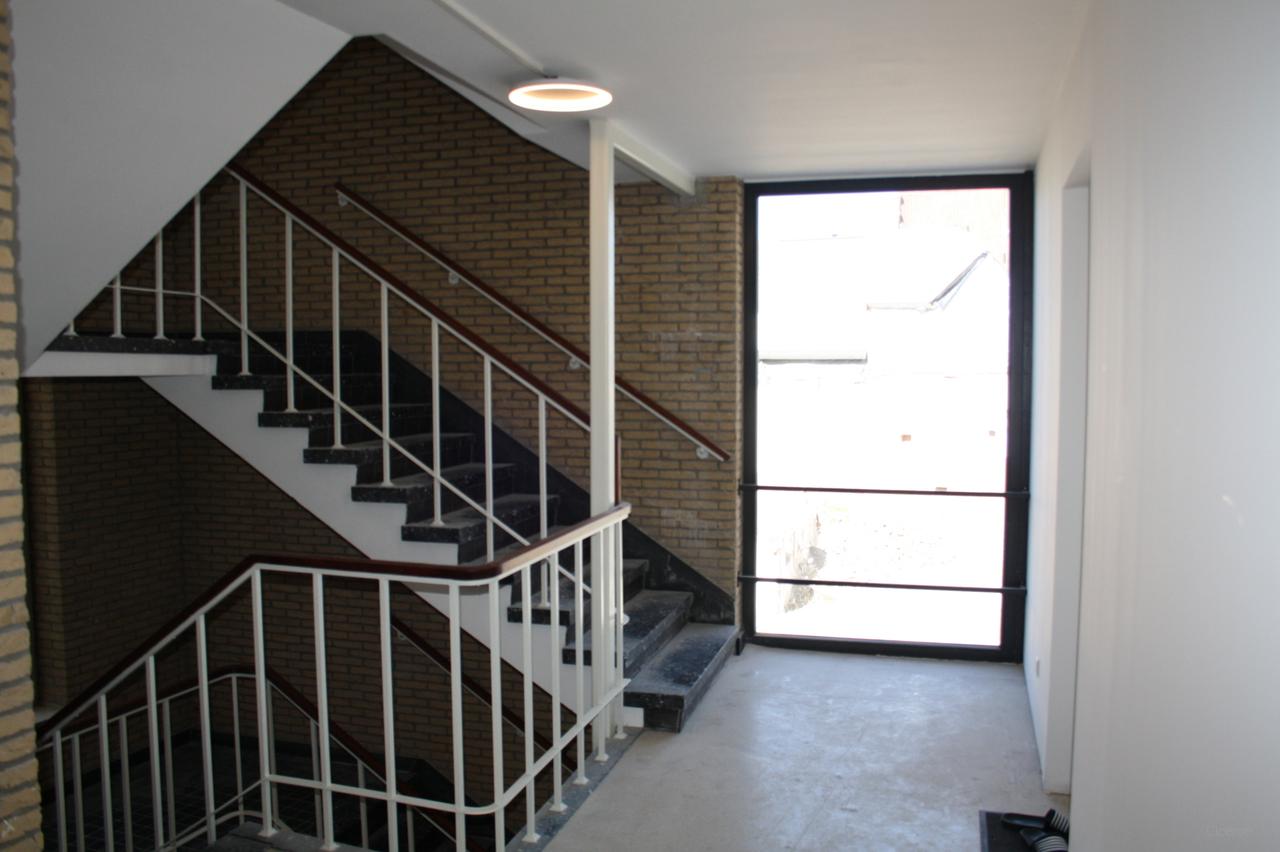 Licht appartement met terras in Sittard - Afbeelding 24