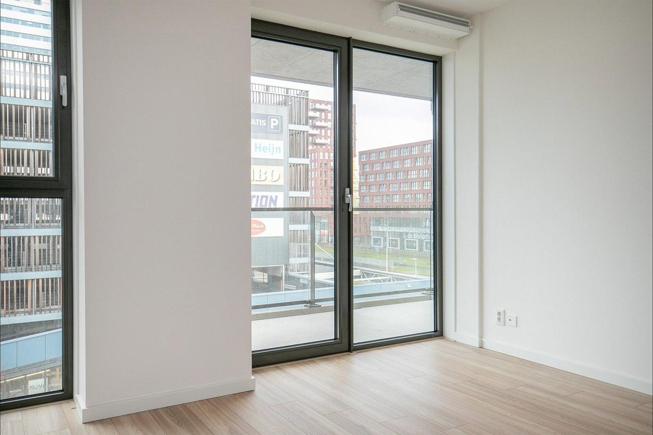 Licht 3-kamerappartement met balkon - Afbeelding 8