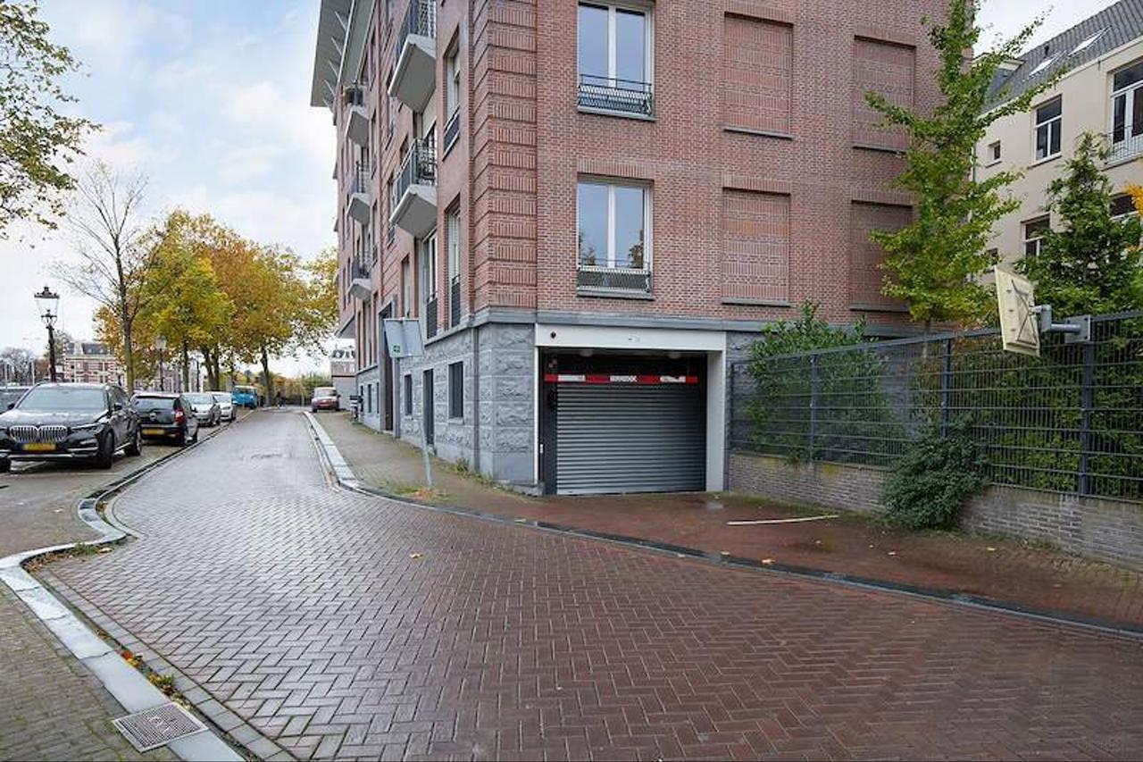103 m² with two bedrooms by the Amstel - Image 21