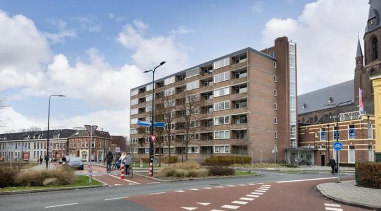72 m² met zuidbalkon en eigen parkeerplek - Afbeelding 7