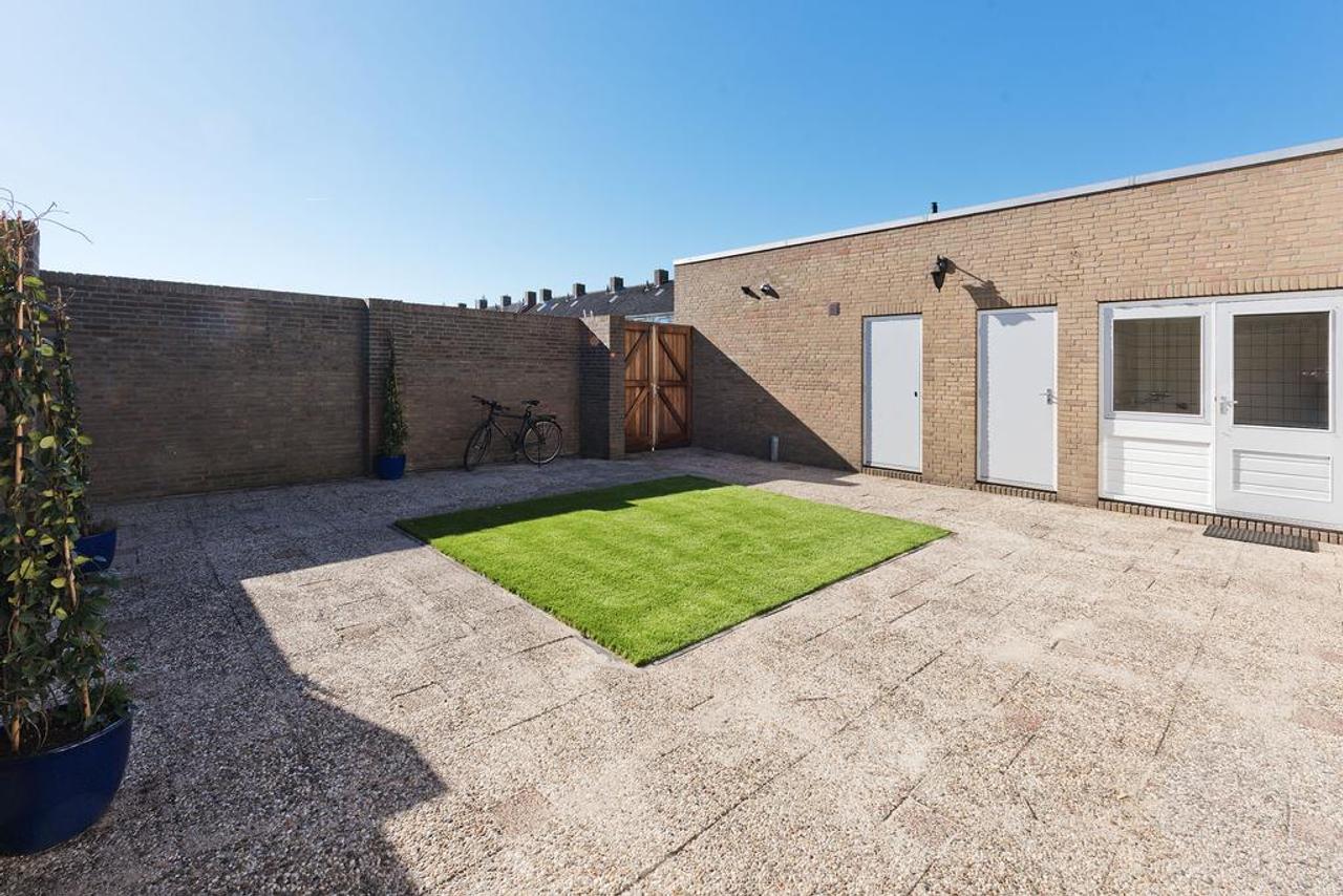 142 m² hoekwoning met vijf slaapkamers - Afbeelding 3